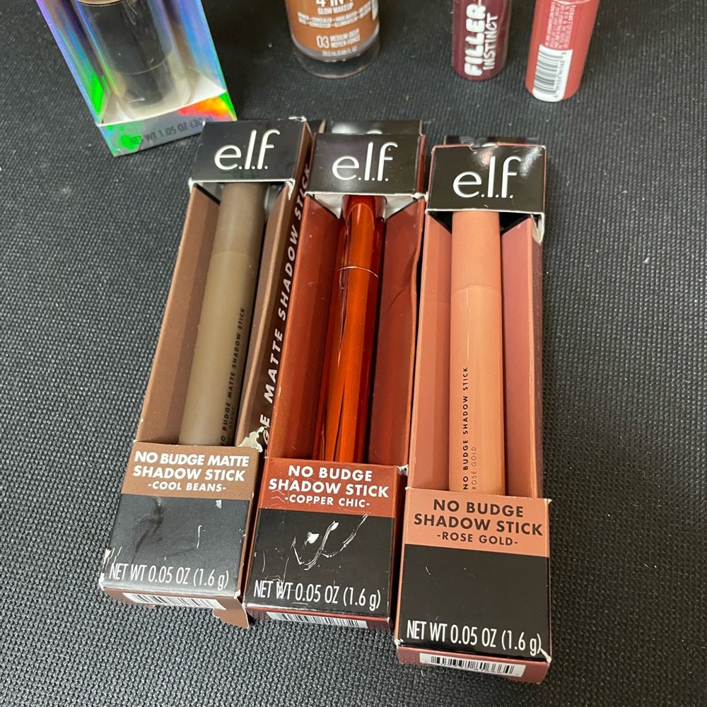 Make up bundle - Picture 2 of 4